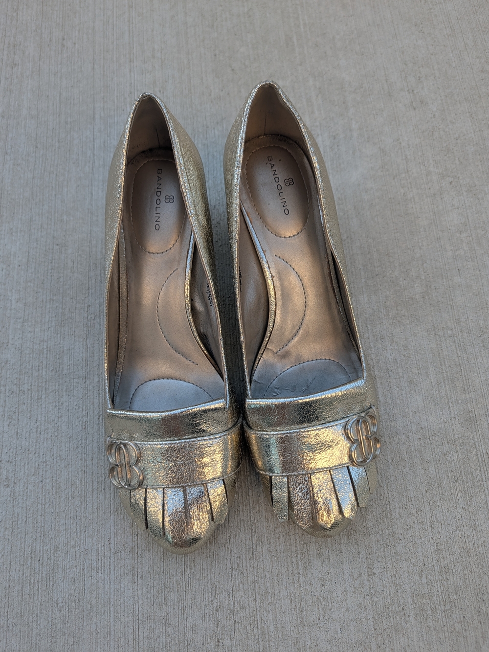 Bandolino Metallic Gold Fringe Loafer Pumps 8.5